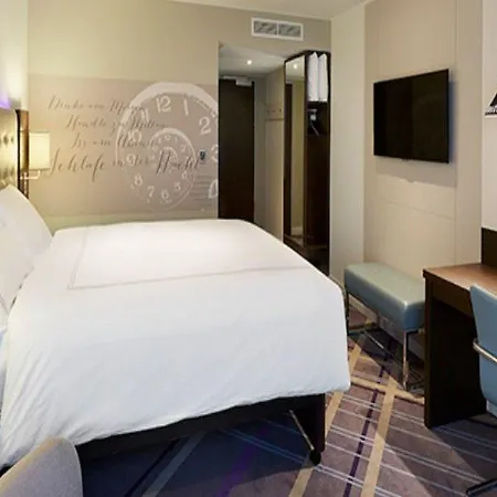 Premier Alexanderplatz Hotel Berlín