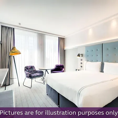 Premier Alexanderplatz Hotel 3*