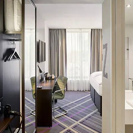 Premier Alexanderplatz Hotel