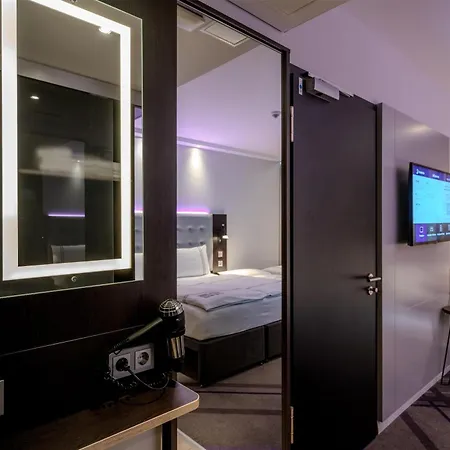 Premier Alexanderplatz 3* Berlín