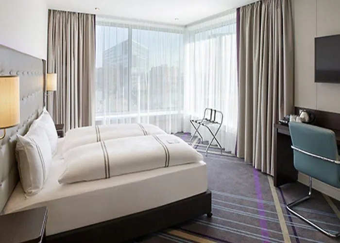 Hotel Premier Alexanderplatz 3*