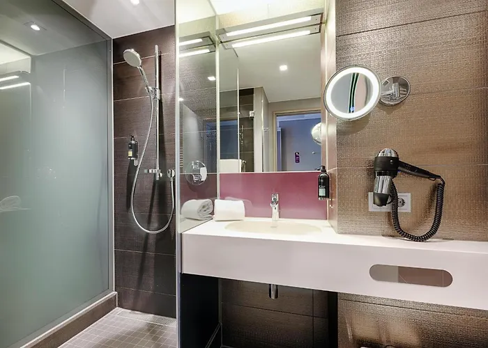 Premier Alexanderplatz 3*