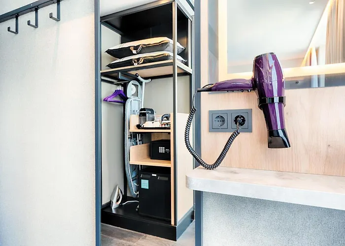 Premier Alexanderplatz Hotel